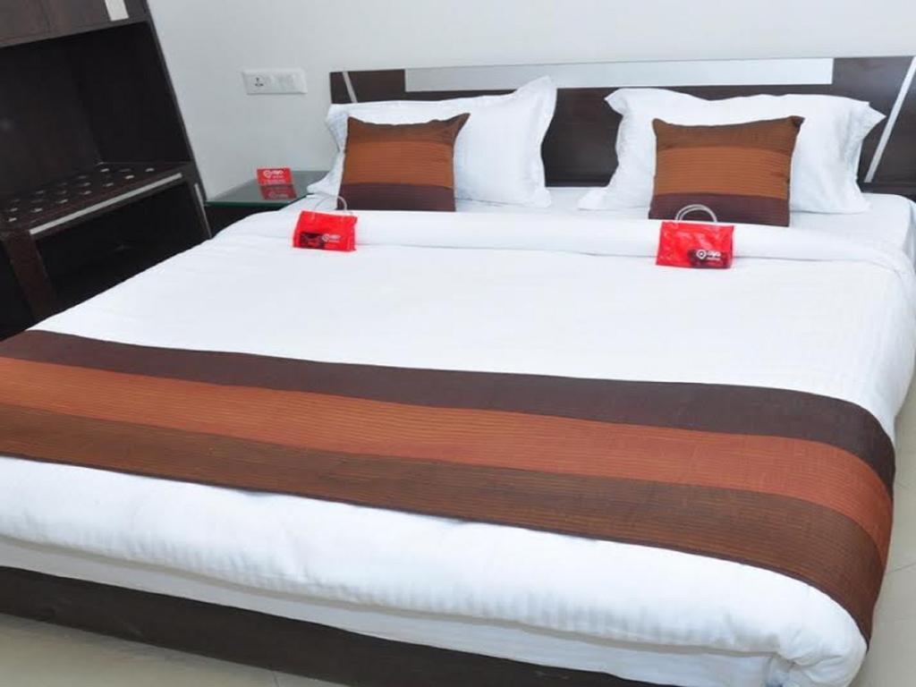 Oyo 14555 Kay Aar Regency Amritsar