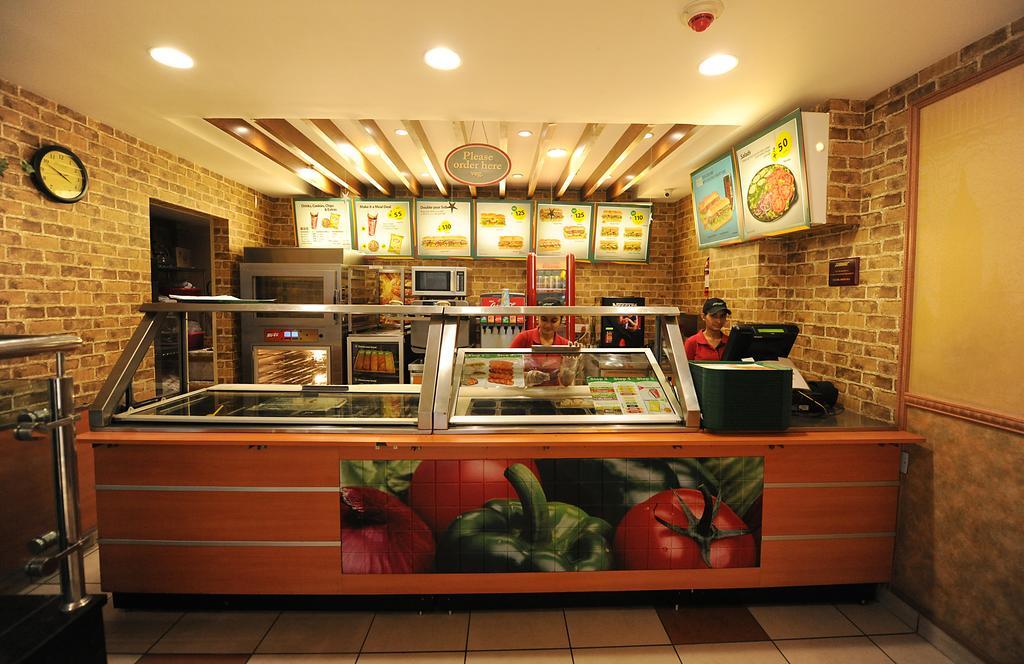 Abode By Aliste Hotels- 2 Minutes Walking To Golden Temple, Hotel