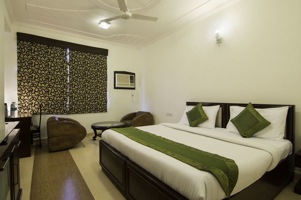 Downtown Hotel 3*