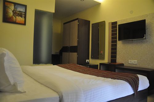 Inn Mm Yellowuds 3*