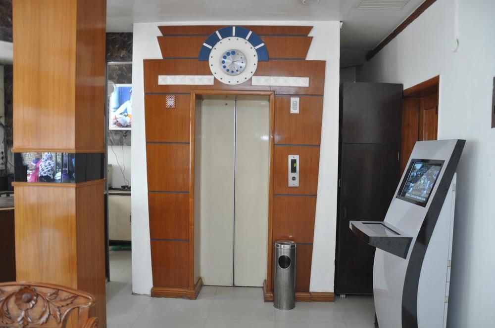 Hotel Oyo Queens Road Amritsar
