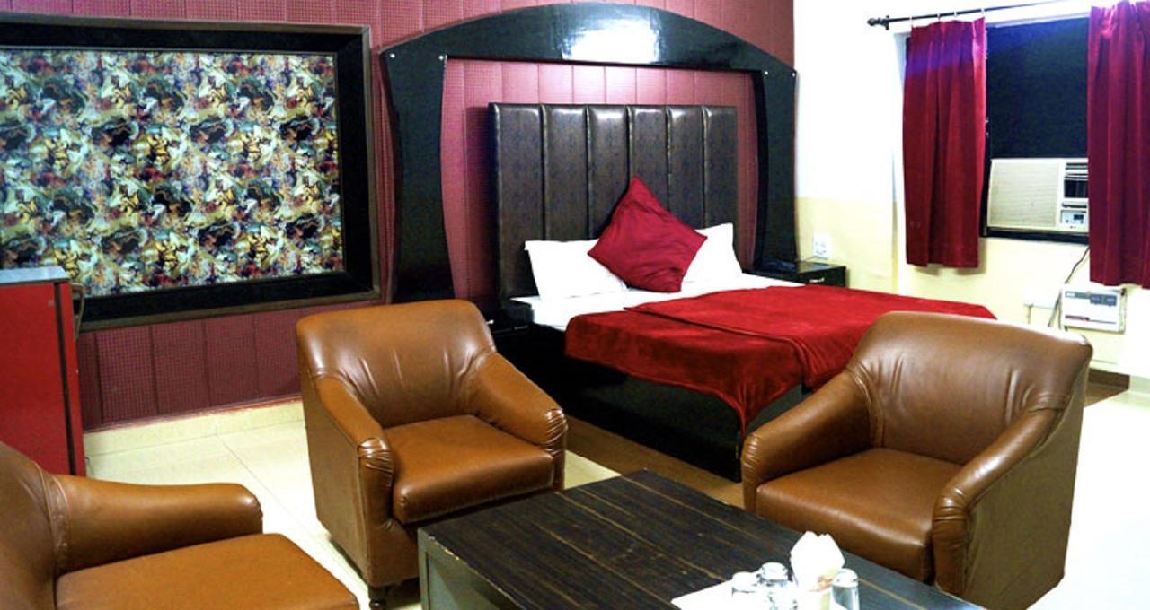 Shiraz Continental Hotel Amritsar