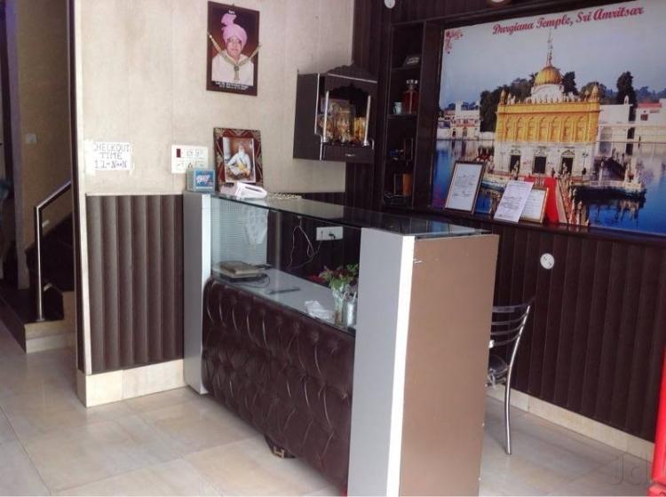Shree G Hotel 2*