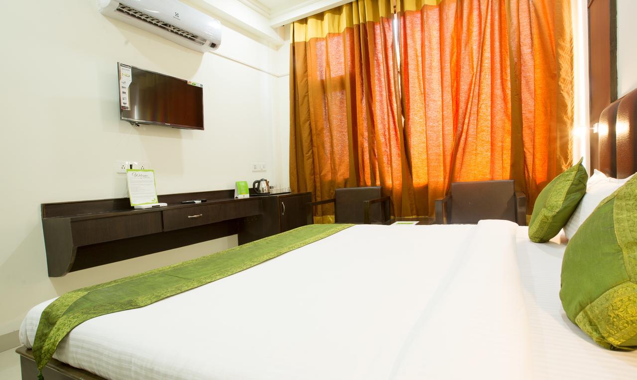 Treebo Dee Intercontinental Hotel 3*