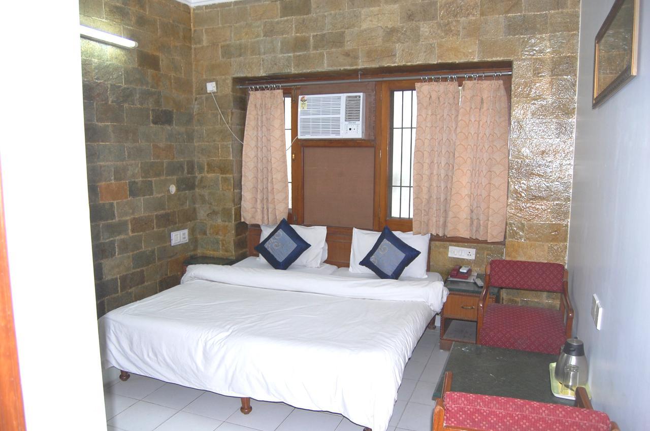 Hotel Oyo Flagship 40314 Victoria International 2*