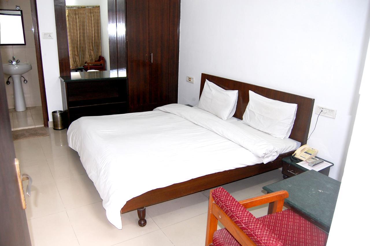 Oyo Flagship 40314 Victoria International Hotel 2*