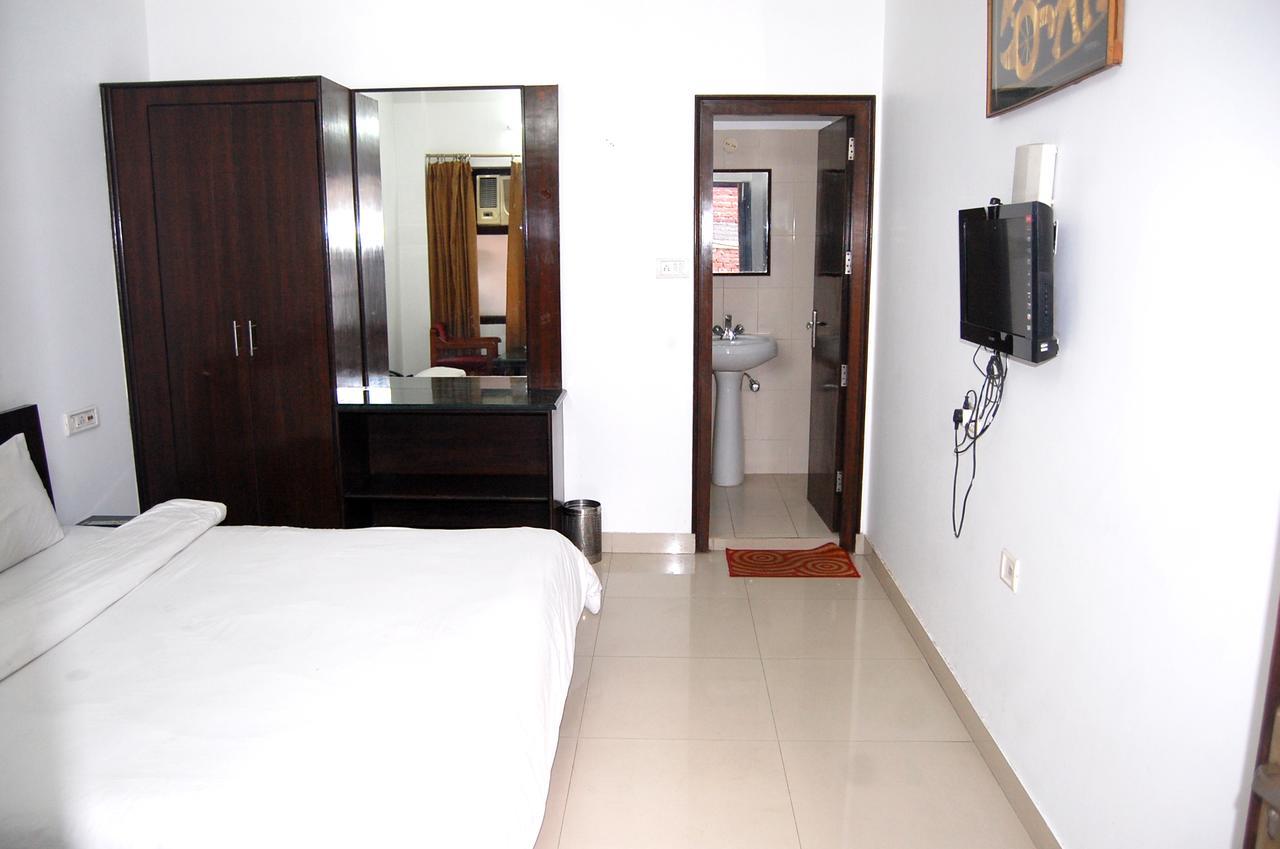 Oyo Flagship 40314 Victoria International Hotel 2*