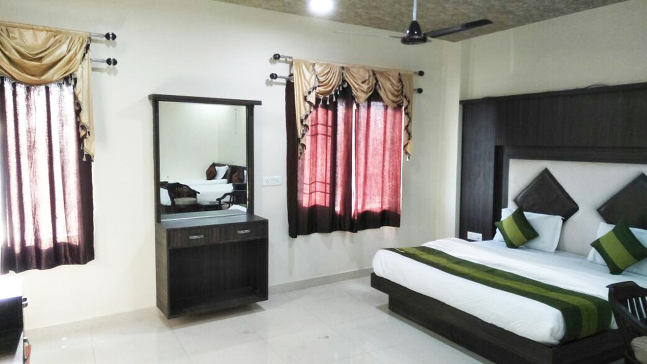 Hotel R.s & Restaurant