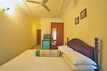 Golden Tower Near Heritage Street Hotel Amritsar