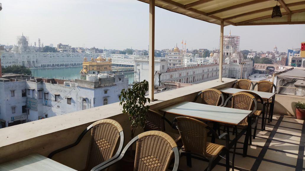 Hotel Indus 3*