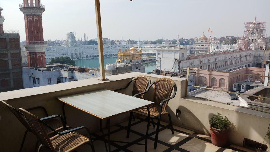Hotel Indus 3*