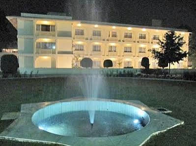 Ritz Plaza Hotel