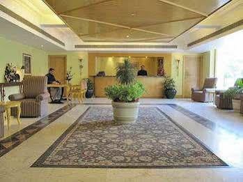 Hotel Ritz Plaza 4*