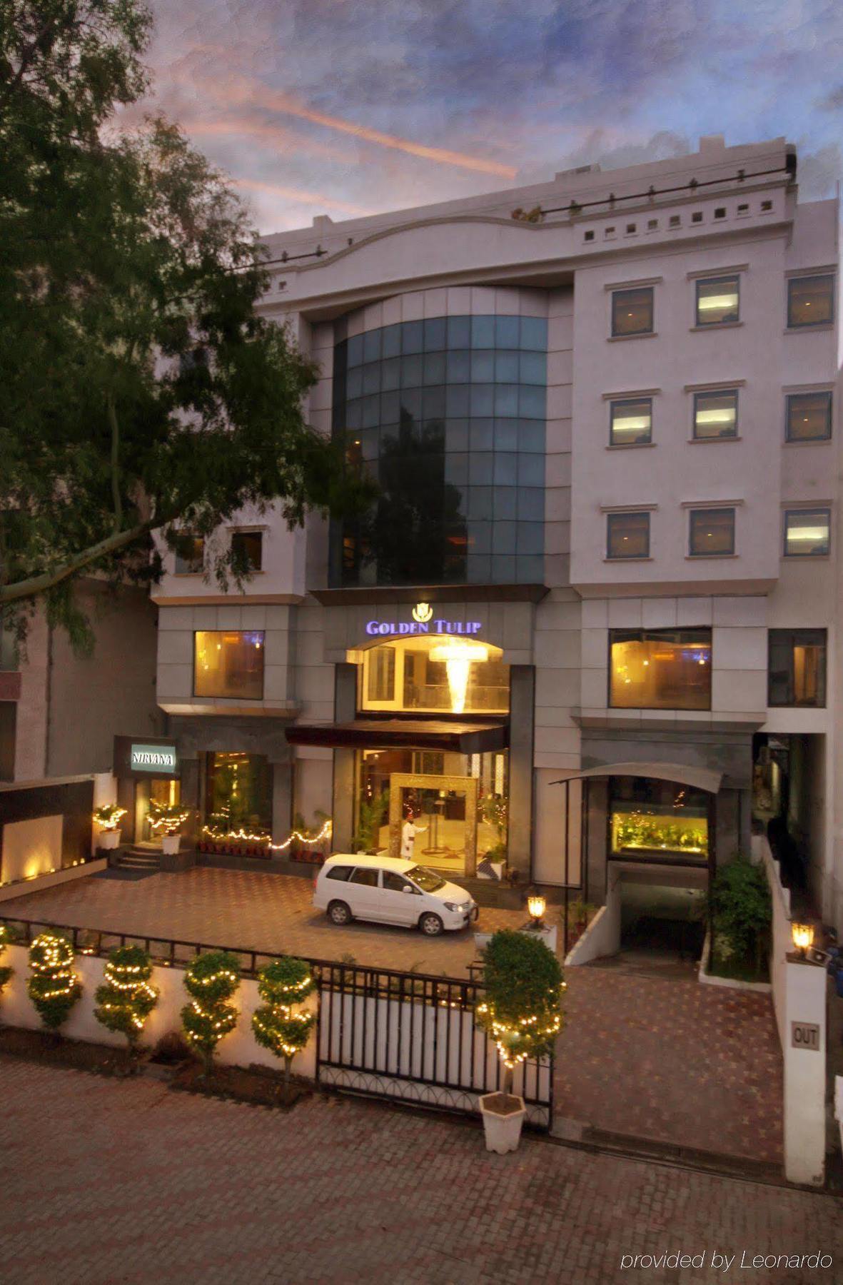 Hotel Regenta Place 4*