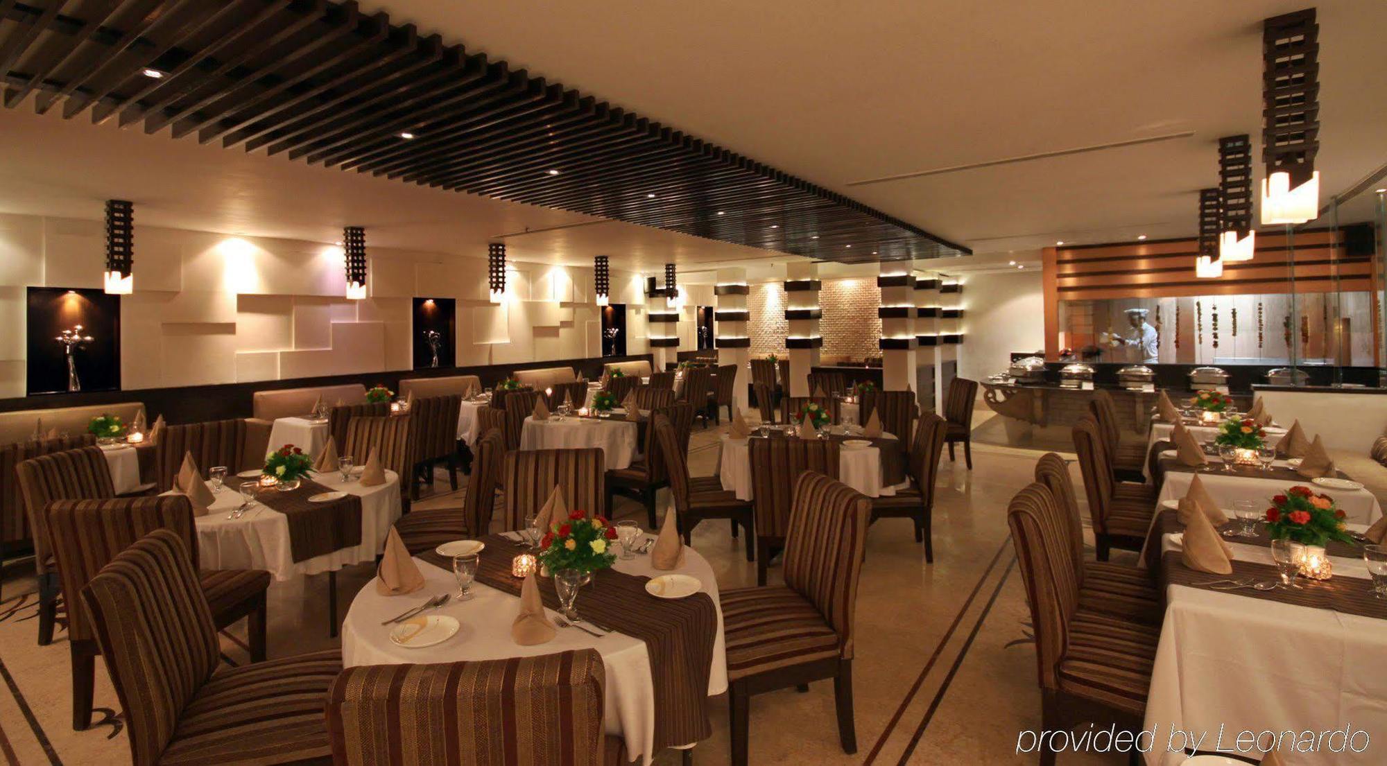 Hotel Regenta Place 4*