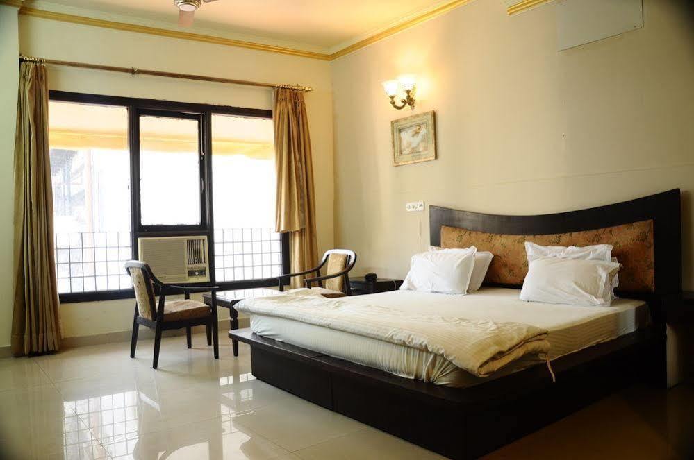 Downtown Hotel