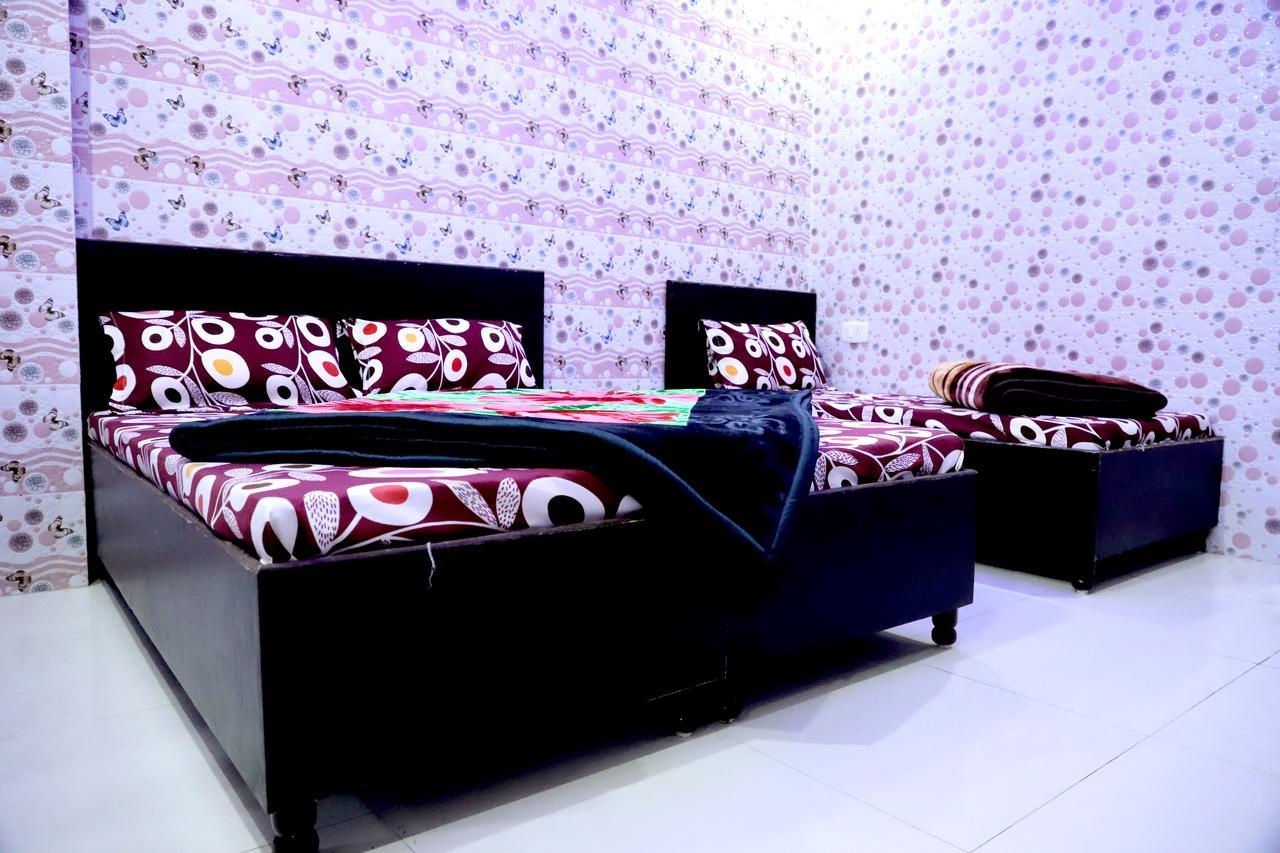 Asha Bed & Breakfast *