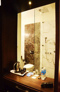 Fabhotel Prudent Amritsar