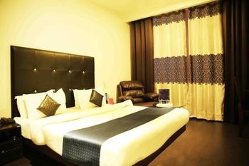 Hotel Fabhotel Prudent