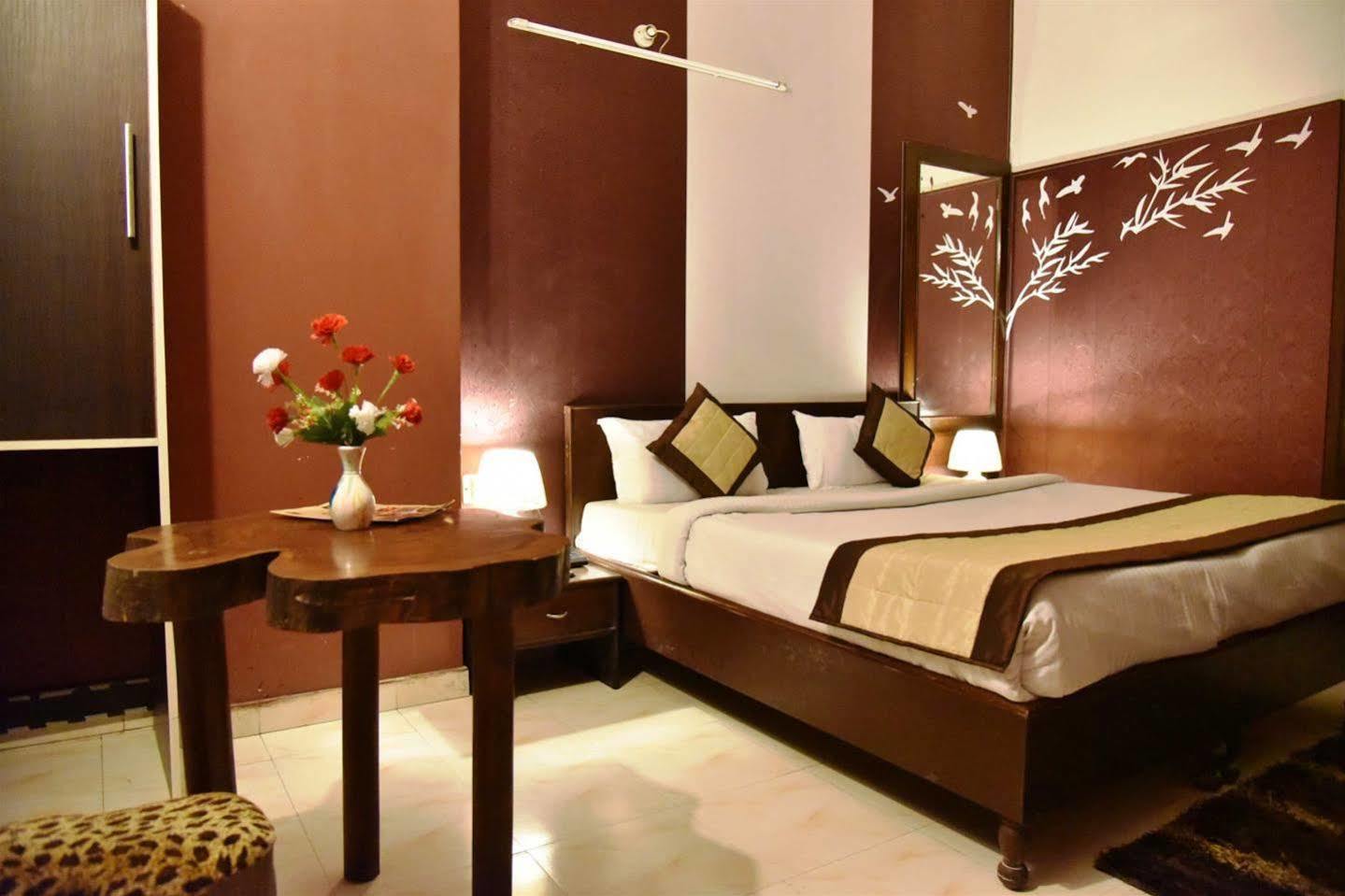 Hk Continental Amritsar