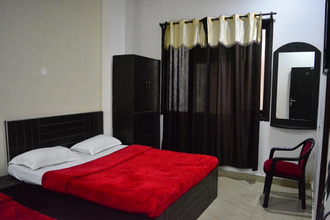 Inn Sharma's 2*