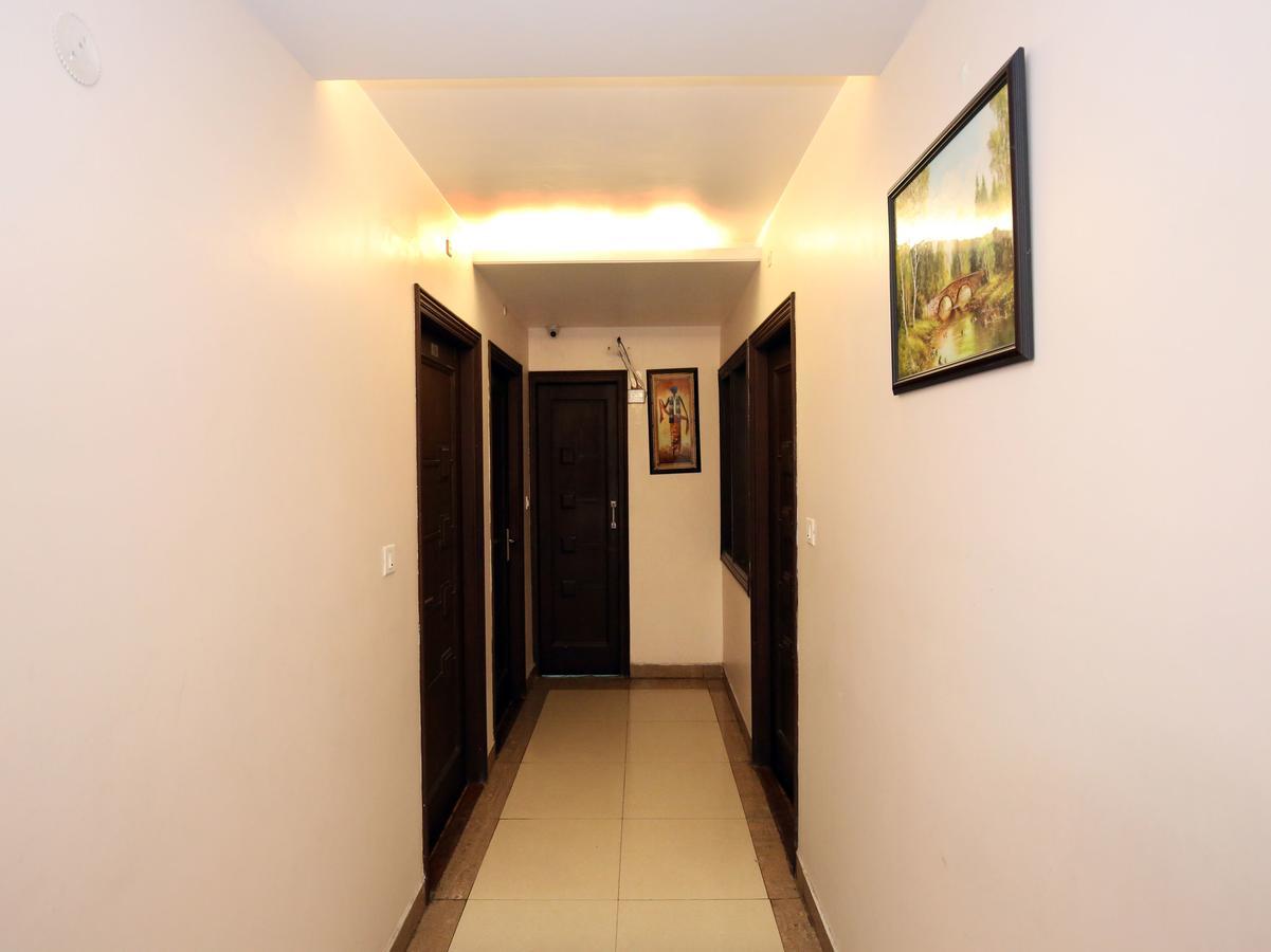 Hotel Oyo Flagship 113 Golden Temple Road 3*