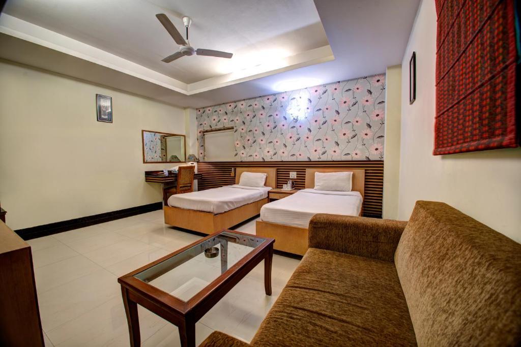 Hotel Pr Residency