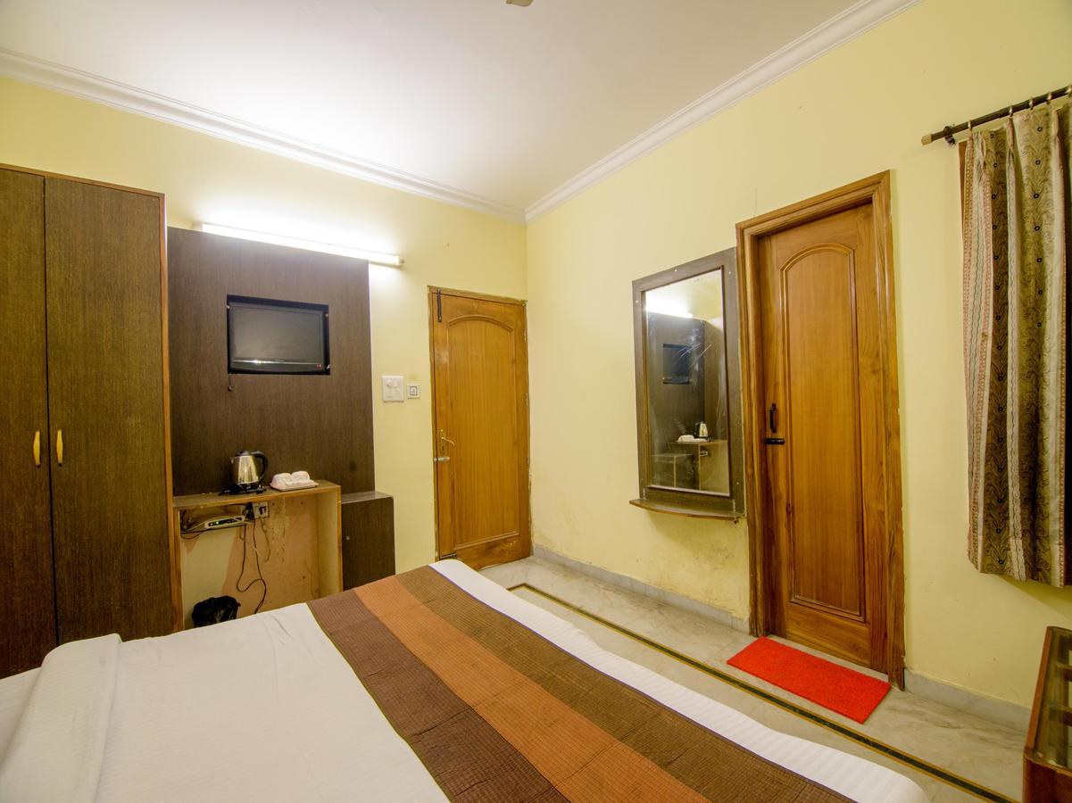 Oyo 2729 Hv International Hotel