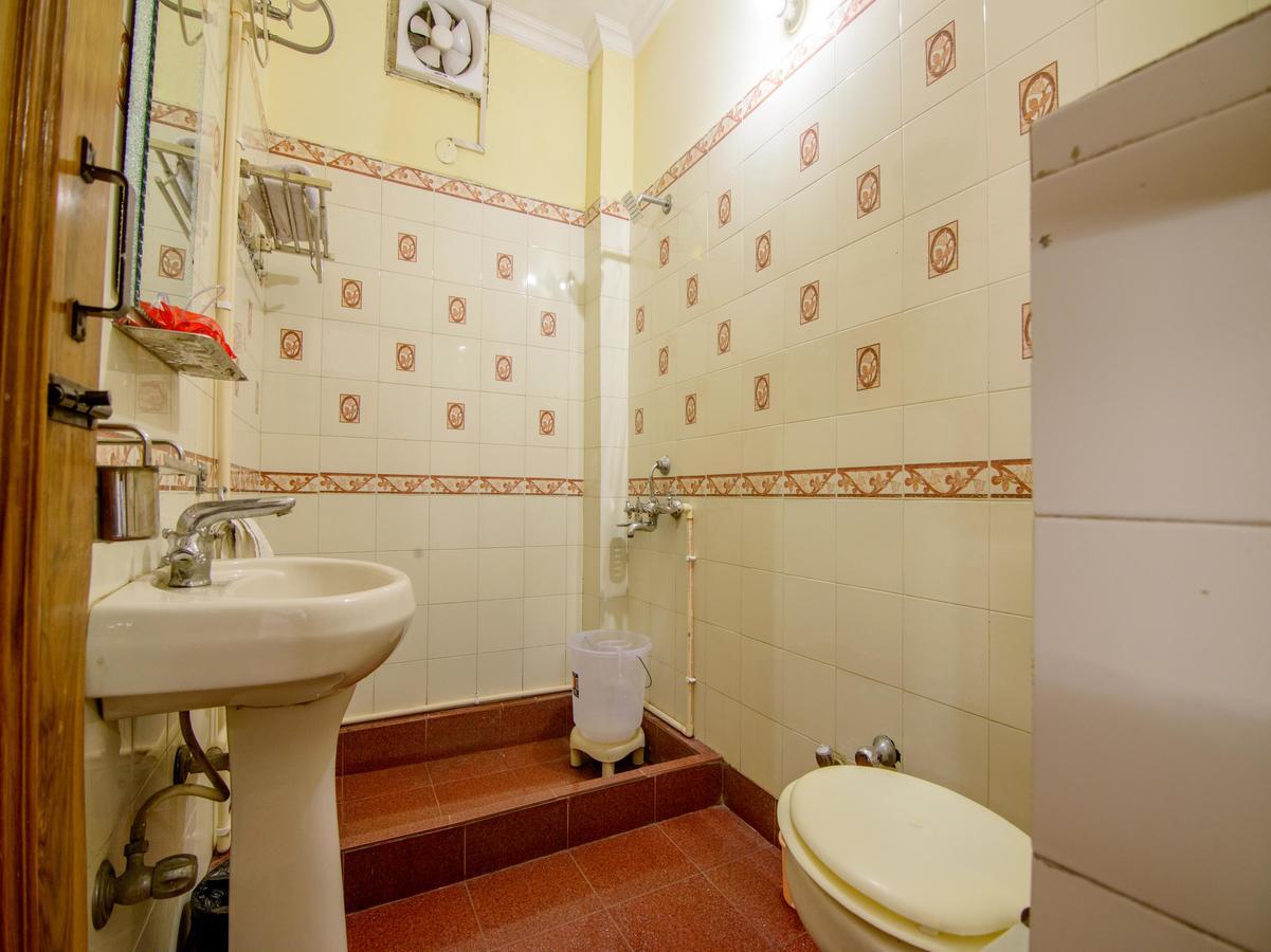 Oyo 2729 Hv International Hotel 3*