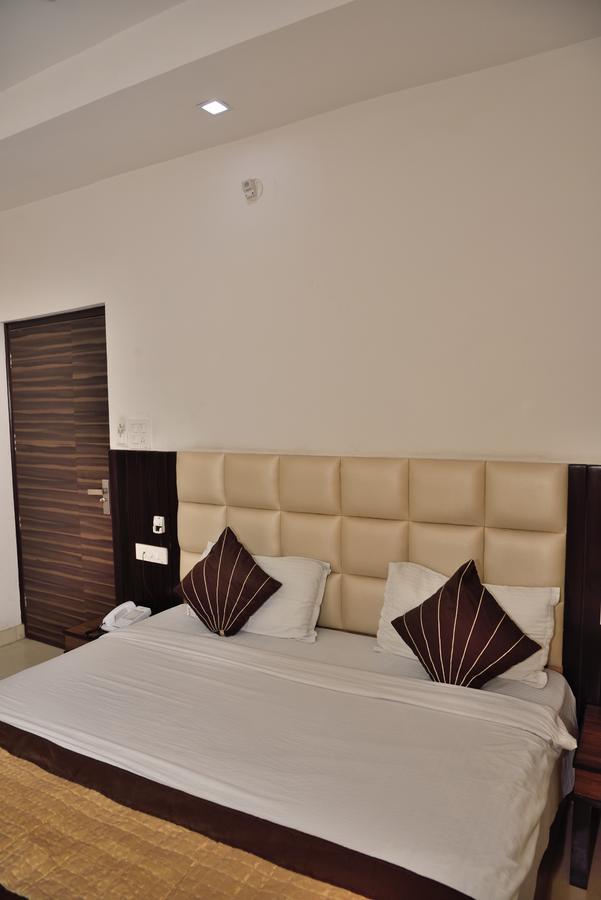 Jk 129 Rc Regency -nr. Golden Temple. 3*