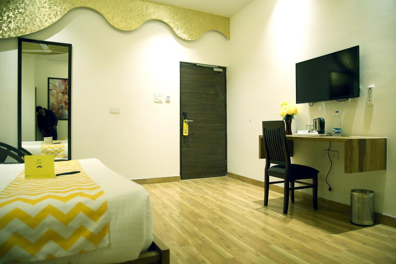 Hotel Sallow Royal Suites 3*