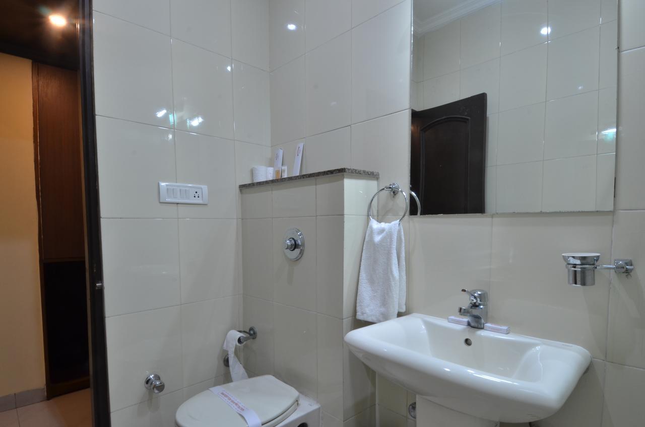 Sarovar Regency Hotel