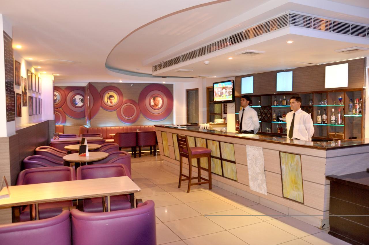 Hotel Elm Tree 3*
