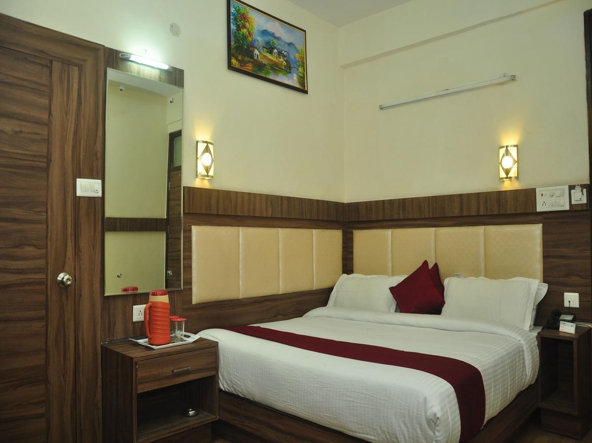 Oyo 2253 Ishita Residency Hotel 3*