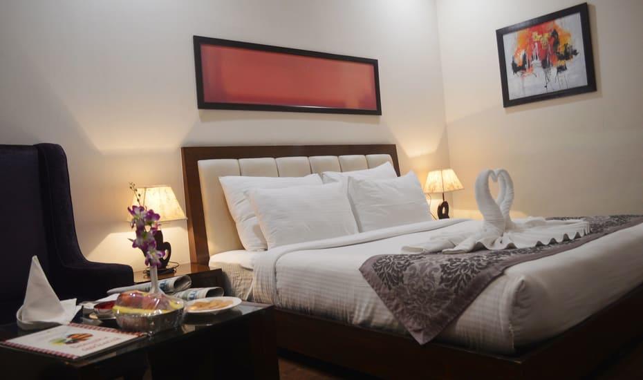 Country Hotel