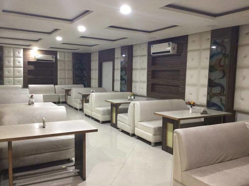 Hotel Parkside Grand With Free Parking