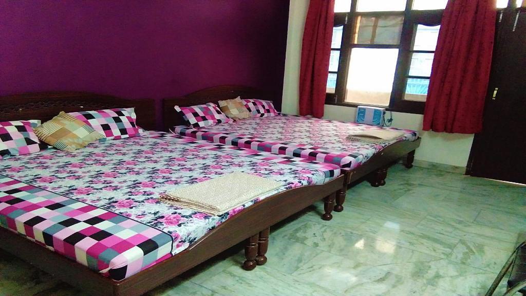 Hotel Guru Kirpa