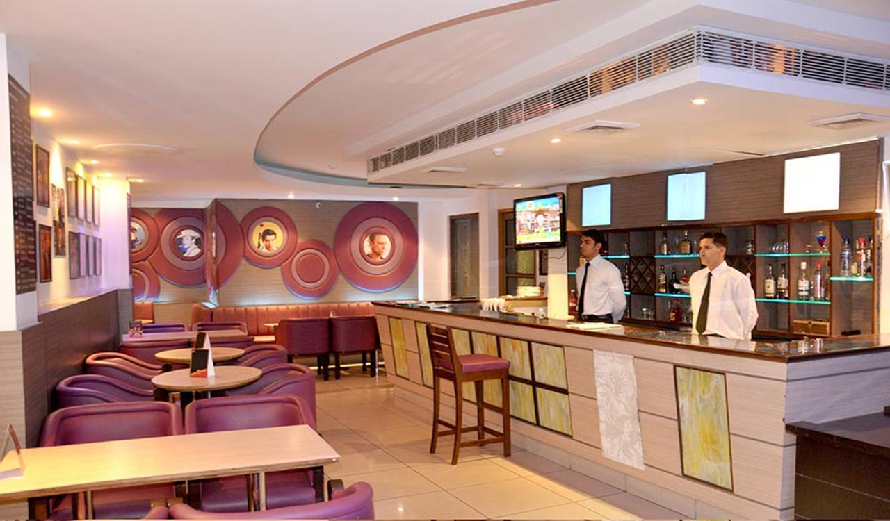 Elm Tree Hotel 3*
