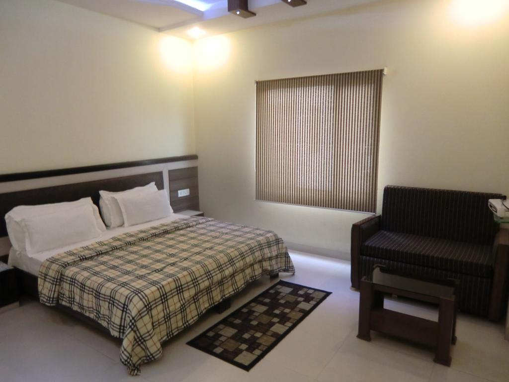 Sarovar Regency Hotel Amritsar
