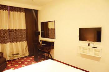 Hotel Fabhotel Prudent Amritsar