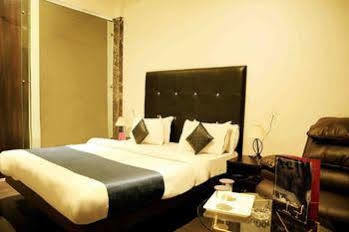 Hotel Fabhotel Prudent