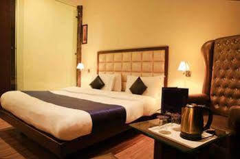Hotel Fabhotel Prudent 3*