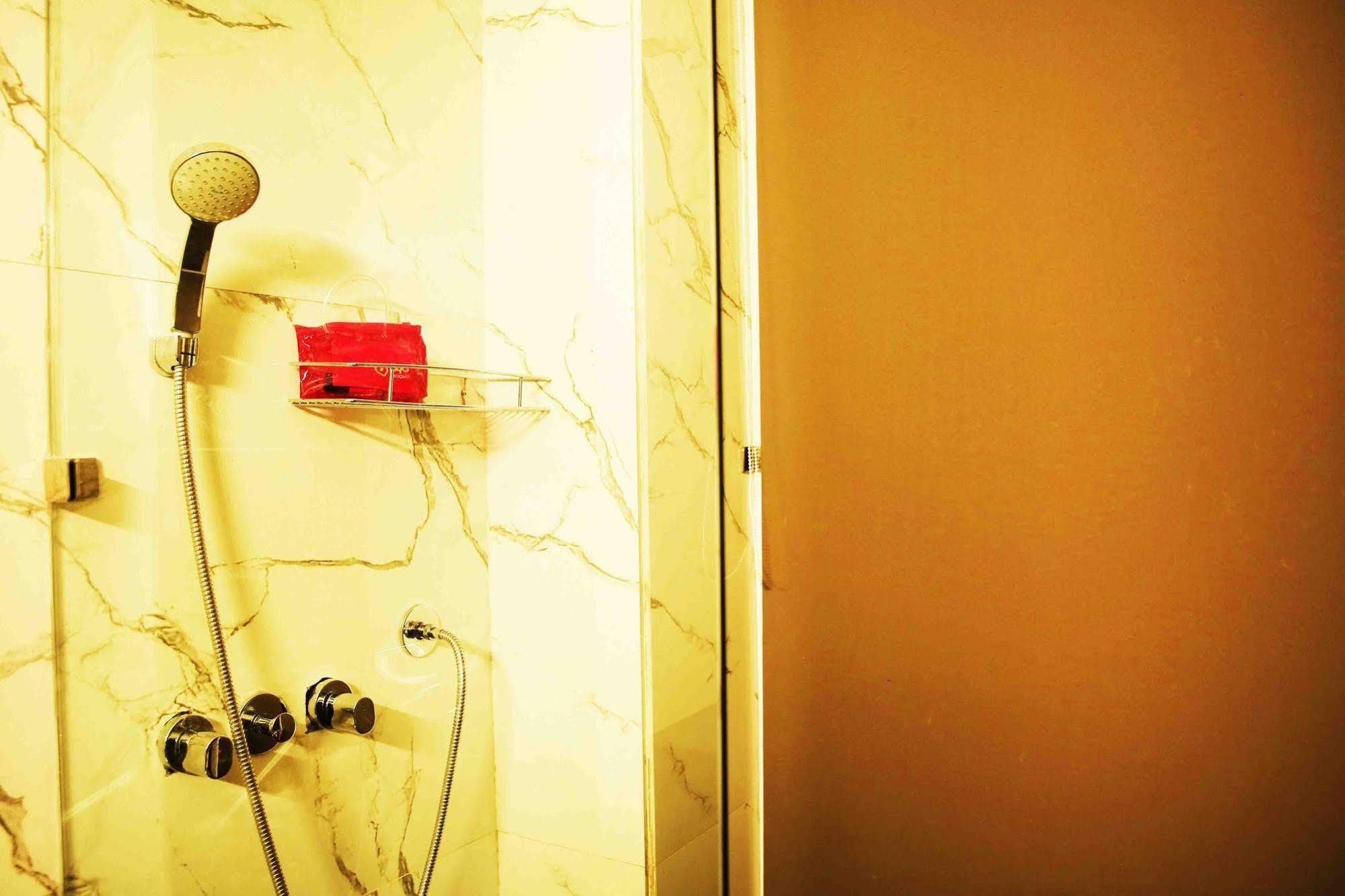 Fabhotel Prudent Hotel 3*