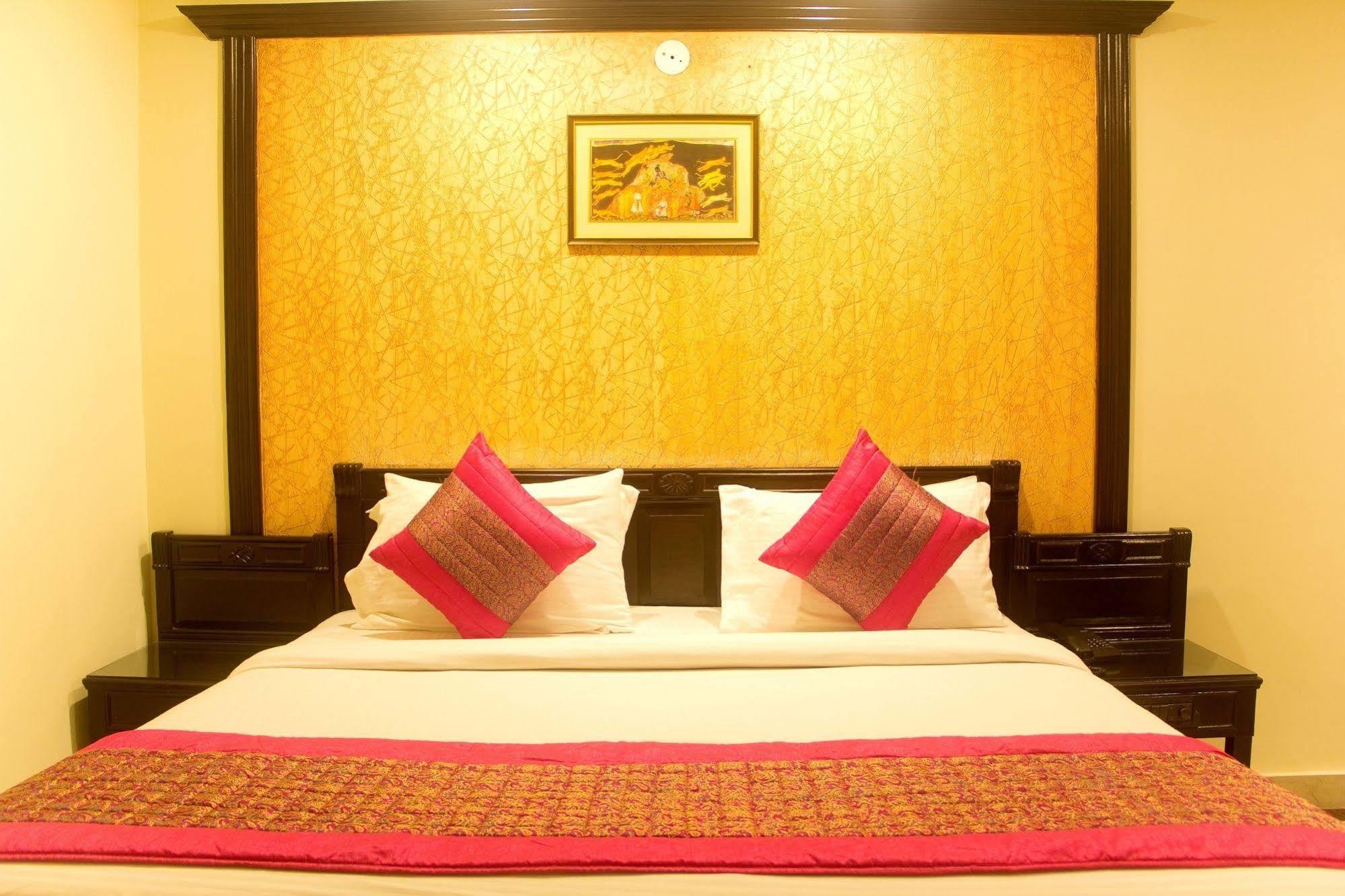 Heart Hotel 3*