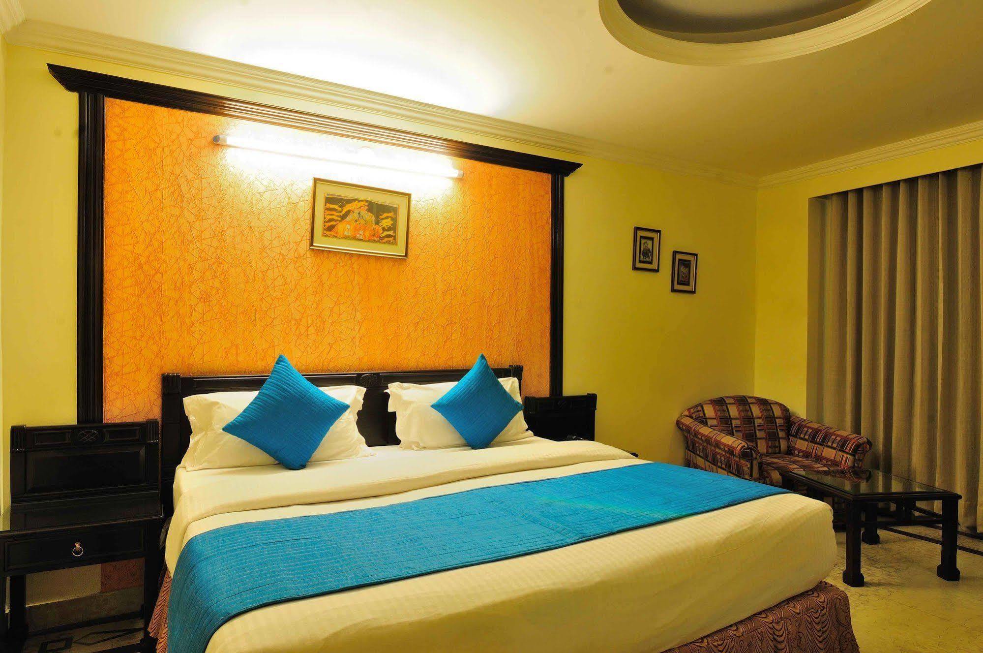 Heart Hotel 3*