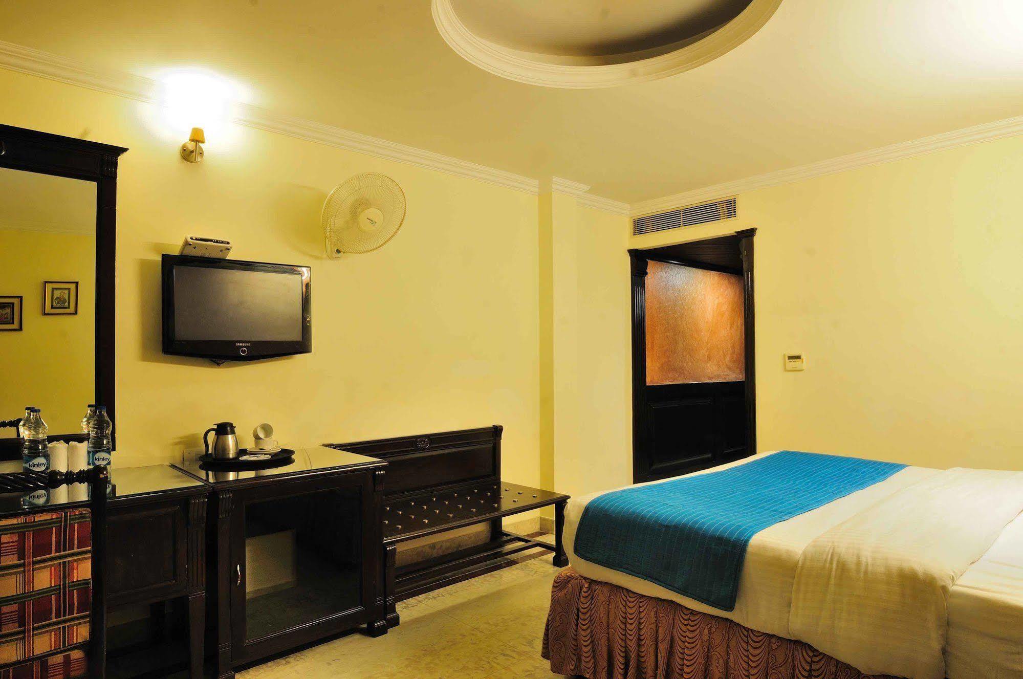 Heart Hotel 3*