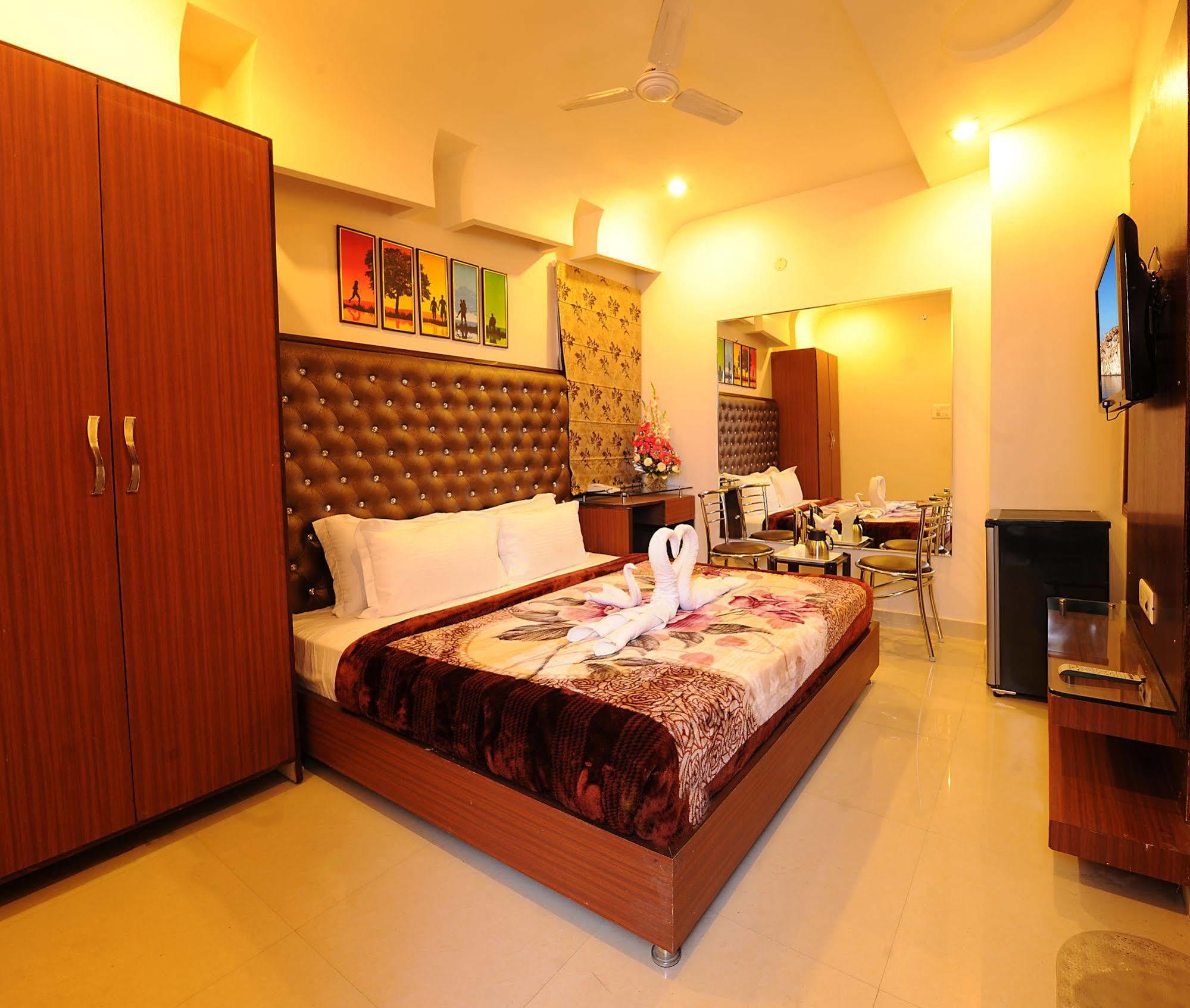 Hotel Pearl &