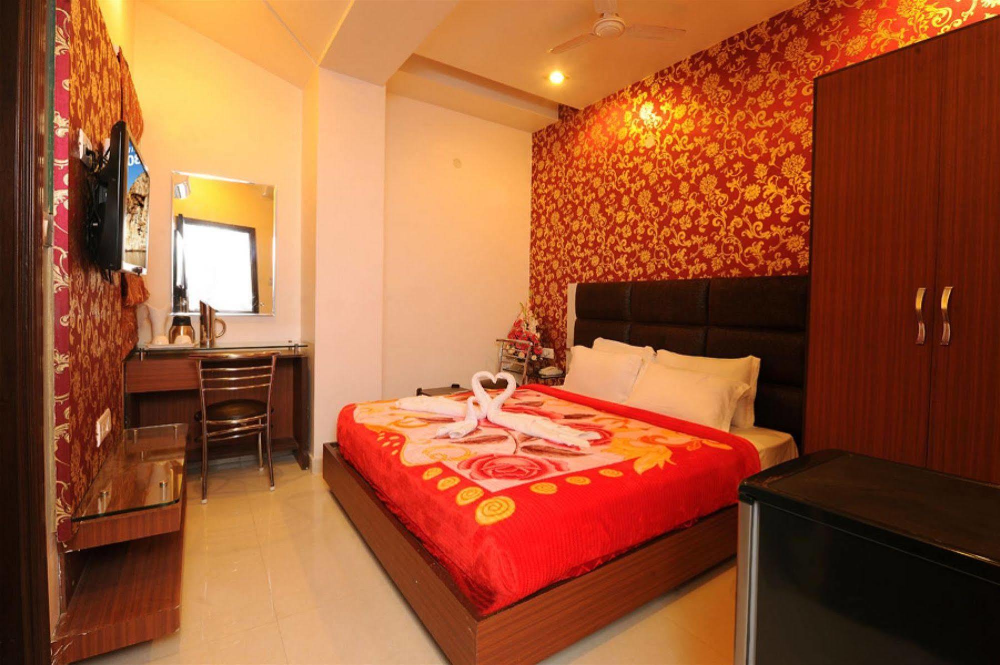 Hotel Pearl &