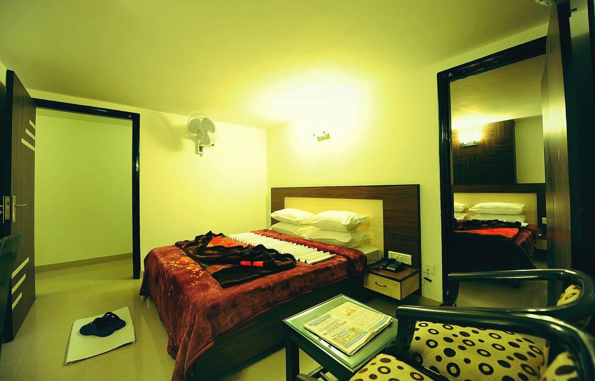 Hkj Residency 2* Amritsar