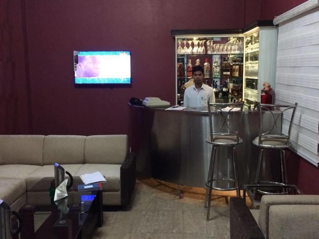 Fairway Hotel